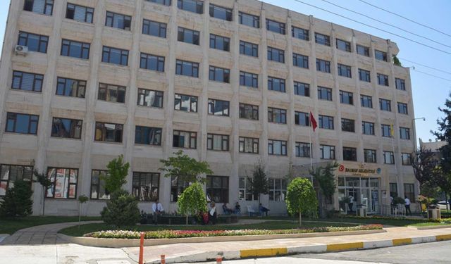 Batman Belediyesi’nden Çalışanlara İlave Zam