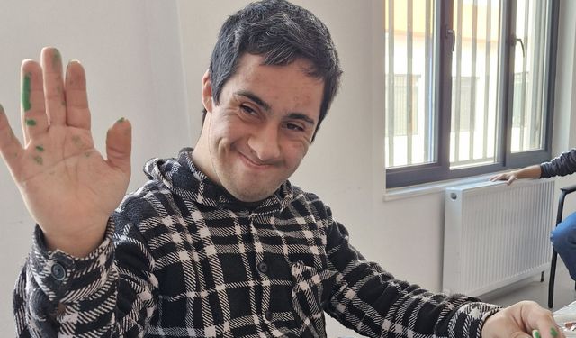 Özel Gereksinimli Bireyler Topluma Kazandırılmaya Devam Ediliyor