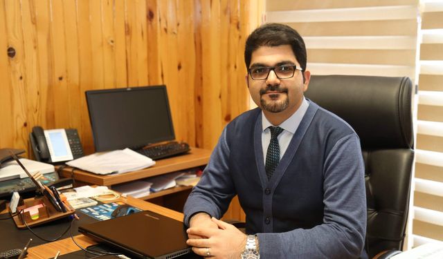 Prof. Dr. Aydın’dan Edebiyat ve Felsefeyle İnsan Merkezli Bir Okuma