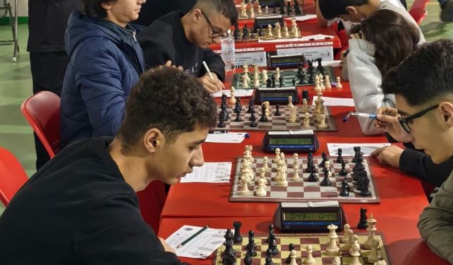 128 Sporcu, 21 Okul, Tek Şampiyon