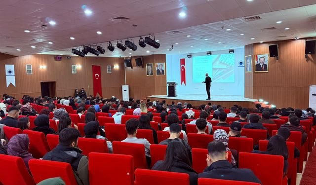 İŞKUR Gençlik Programı Eğitimi Tamamlandı: 580 Gence Dev Destek