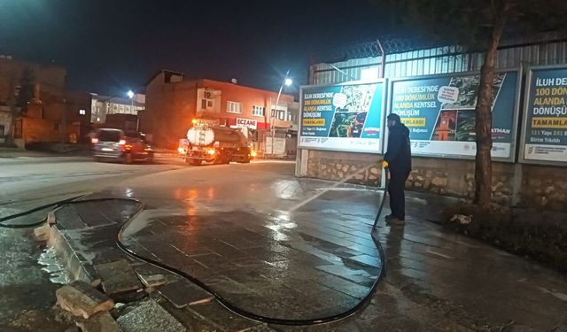 İstasyon Caddesine Dip Temizliği Yapıldı