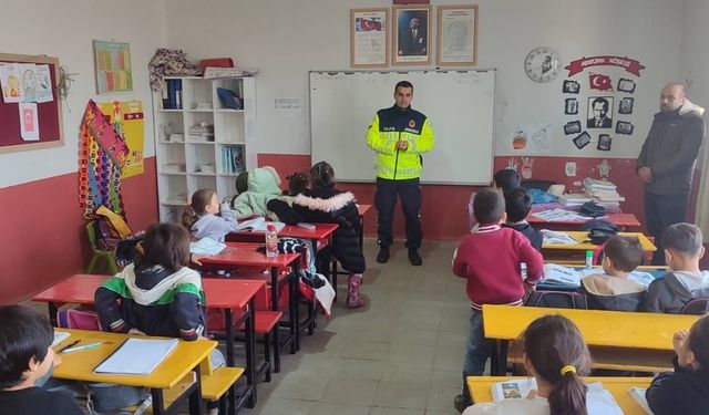 Öğrencilere Trafik Güvenliği Eğitimi