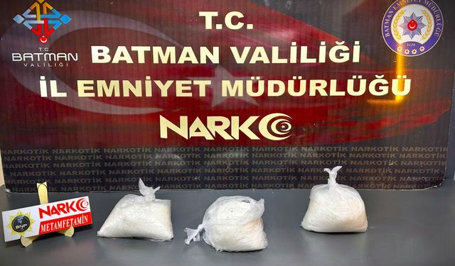 Otobüs Bagajından 3 Kilo 220 Gram Metamfetamin Çıktı