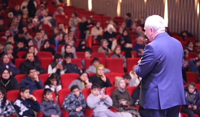 Batman’da Ramazan Akşamına Şiir Dokunuşu