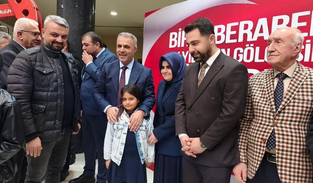 Bayramlaşmada Siyaset ve Halk Aynı Çatıda Buluştu