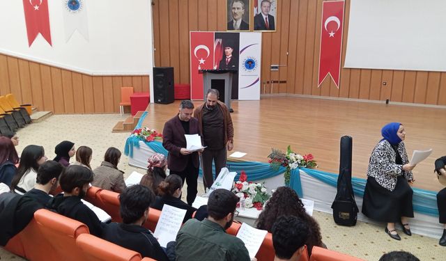 Çanakkale’nin Ruhu Sahneye Taşınıyor! Rektörden Duygusal Prova Ziyareti