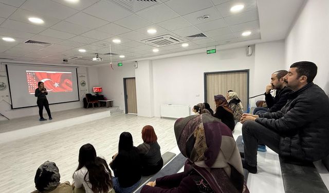 DİJİTAL TEHLİKEYE KARŞI VELİLERE UYARI