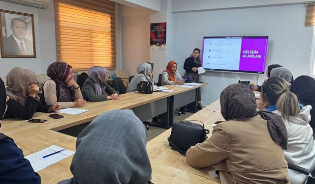 Gelecek Nesiller İçin Kritik Eğitim: Aileler Bilinçleniyor!