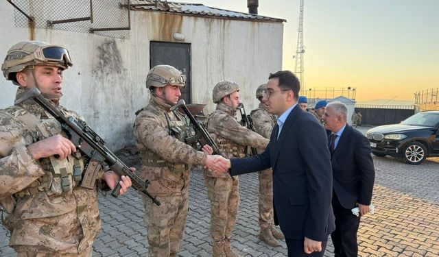 Gercüş’te Protokol, Jandarma ile Aynı Sofrada Buluştu