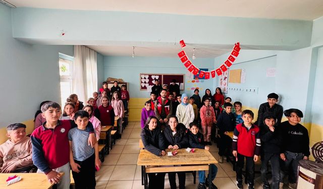 Kozluk’ta Öğrencilere “Akran Zorbalığı” Farkındalığı