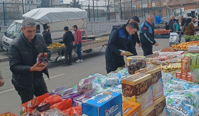 Pazarlarda Şeker ve Lokuma Yakın Takip