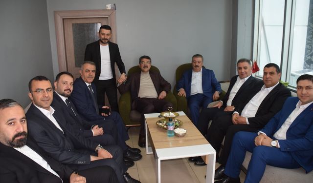 Şansi ve Nasıroğlu Hane Hane Vatandaşlarla Buluştu