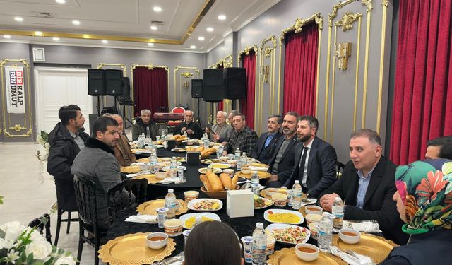 Yetim Ailelere Anlamlı İftar Programı