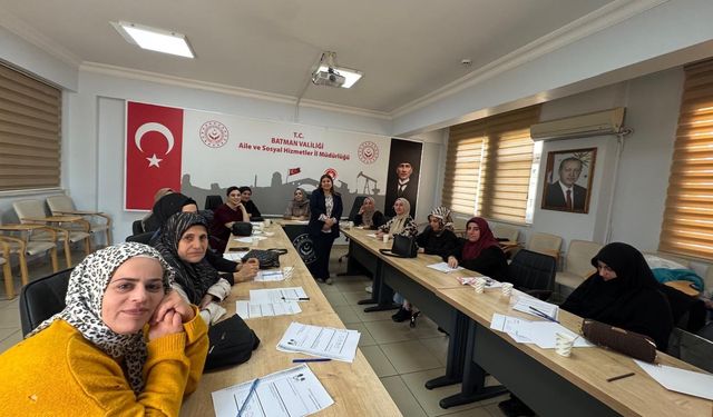 Batman’da Aile ve Okul Arasında Güçlü Köprü: SED Ailelerine ‘Okul Hayatı ve Aile’ Eğitimi