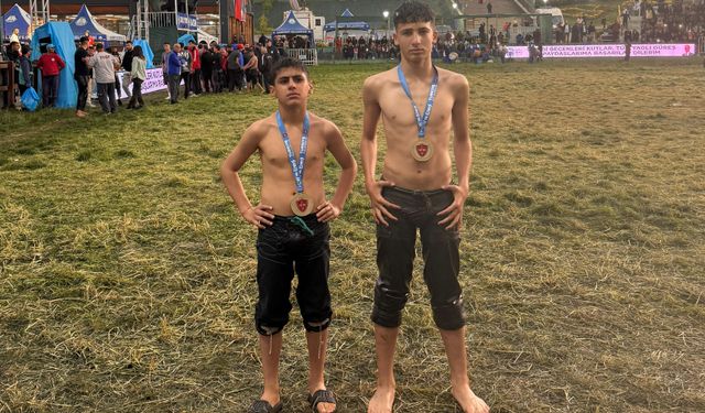 Batmanlı Pehlivanlar Gaziantep’te Destan Yazdı! 2 Altın Madalya Geldi