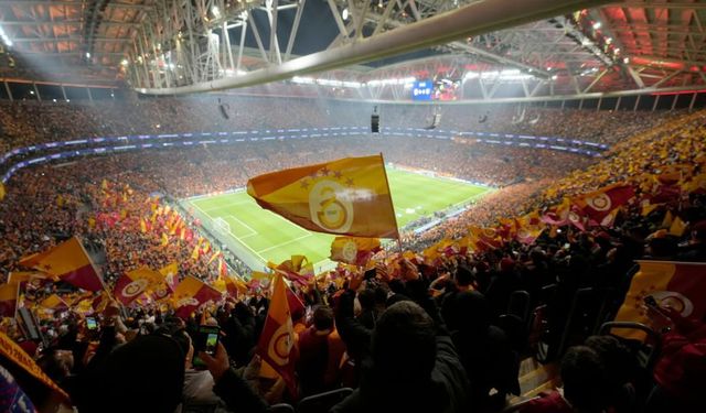 Lig Bitti mi Galatasaray Şampiyon Oldu mu? Son Dakika FB GS Maçı Kaç Kaç Bitti, Golleri Kim Attı?