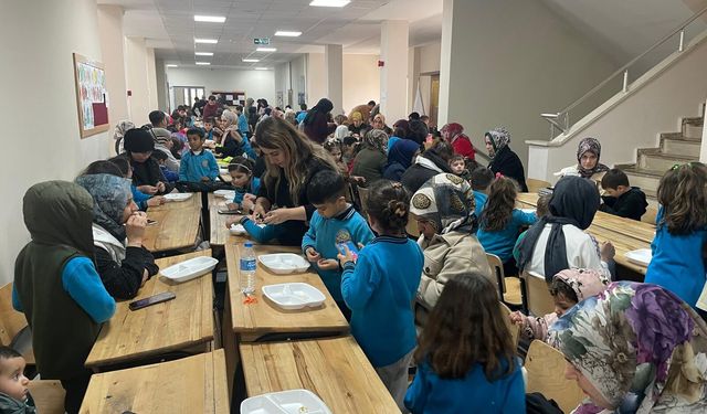 Hasankeyf’te sevgi ilmek ilmek işlendi: 200 kişi aynı masada buluştu!