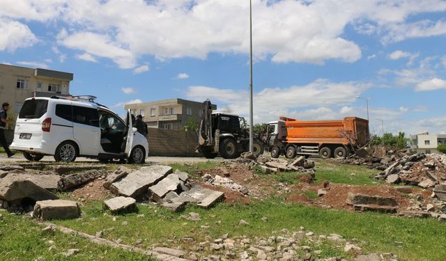Batman’da Dere Yatağına Döküm Yapan Kamyona Ceza Yağdı