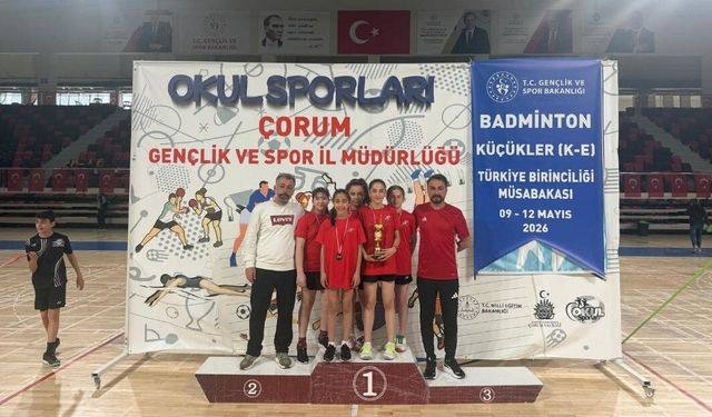 Batman’ın Gururu Türkiye Üçüncüsü: Gültepe Ortaokulu’ndan Büyük Badminton Başarısı
