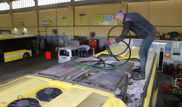 Belediyeden Toplu Taşıma Araçlarına Yaz Bakımı