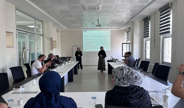 Engelleri Aşan Eğitim: İşitme Engellilere Sağlıklı Yaşam Desteği