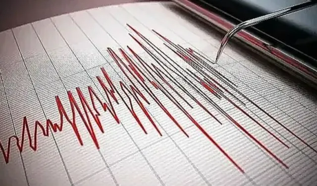 SON DAKİKA! İzmir'de kaç büyüklüğünde deprem oldu? İzmir'de deprem mi oldu?