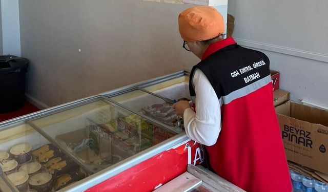 Kozluk’ta Gıda Alarmı: Denetimler Sıkılaştı, Kurallara Uymayanlara İşlem