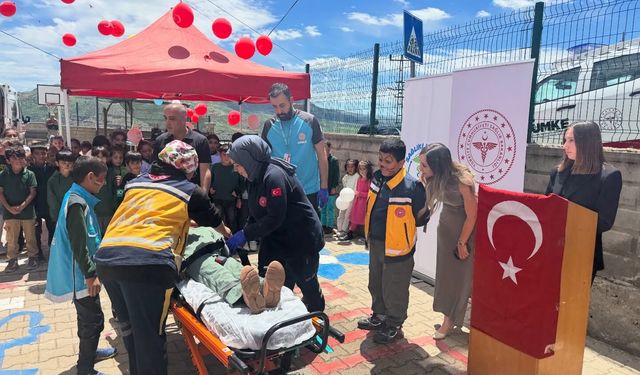 Kozluk’ta Güçlü Yarınlar İçin "Sağlıklı Çocuk, Sağlıklı Gelecek Etkinlği