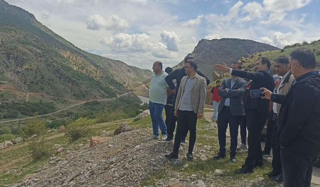 Kozluk’ta Tarıma Yeni Hamle: Böğürtlen ve Sera Projelerine Yoğun İlgi