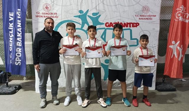 Küçük Tenisçiler Türkiye Finalinde