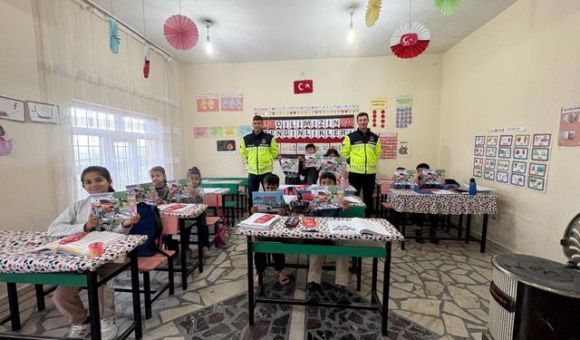 Minik Kalplerden Doğaya Büyük Dokunuş: Sason’da Jandarmadan Anlamlı Etkinlik
