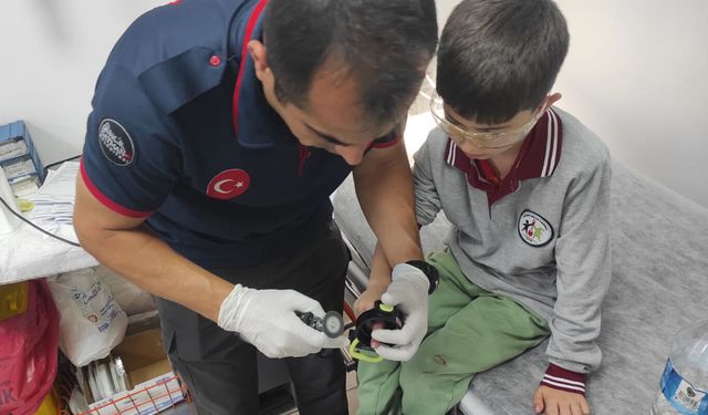 Öğrencinin Parmağı Suluk Kapağına Sıkıştı
