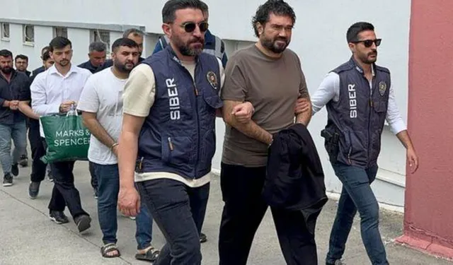 Rasim Ozan Kütahyalı ile aynı dosyada! Selahattin Akın Uzun kimdir? Örgüt elebaşı Selahattin Akın Uzun ne iş yapıyor?