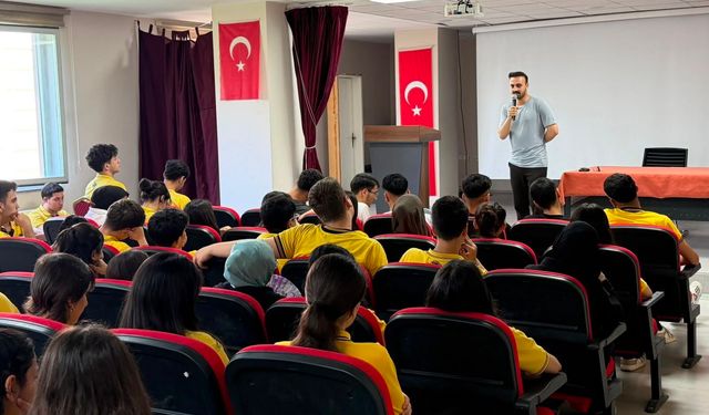 186 Öğrenciye Sınav Kaygısıyla Mücadele Eğitimi