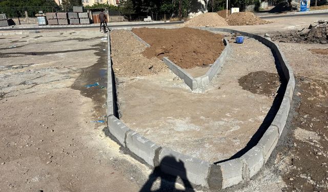 Barış Ve Mereto Caddesi'nde Üstyapı Çalışmaları Hız Kazandı