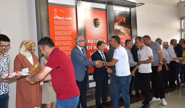 Eğitim Camiasında Bayramlaşma Programı