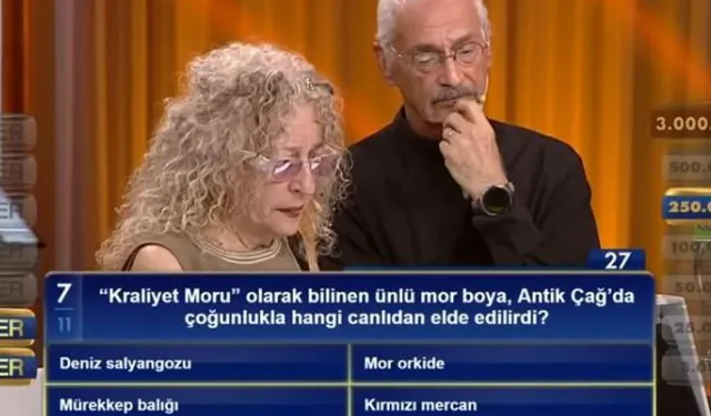 "Kraliyet Moru" olarak bilinen ünlü mor boya, Antik Çağ'da çoğunlukla hangi canlıdan elde edilirdi?