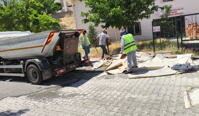 MAHALLELERDE TEMİZLİK ÇALIŞMALARI SÜRÜYOR