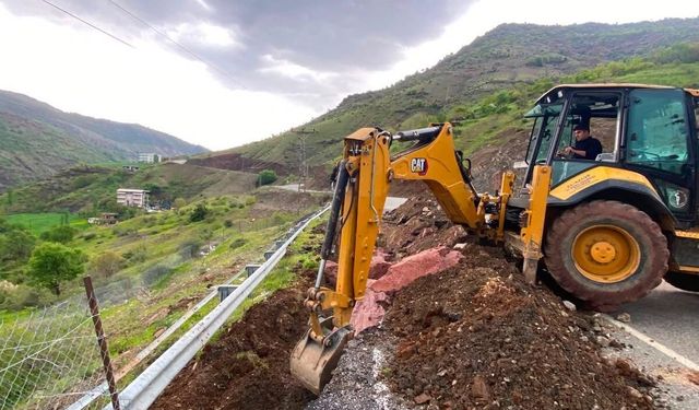 Sason’da Yağışın Tahrip Ettiği Noktalar Onarıldı