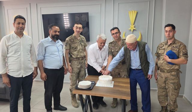 Şehit Ailelerinden Jandarmaya Anlamlı Vefa