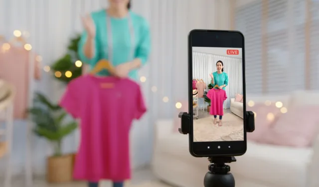 Instagram'ın yeni 'Canlı Mağaza' (Live Shop) özelliğiyle canlı yayında satış yaparak para kazanma nasıl açılır?