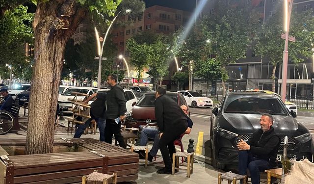 Zabıta Harekete Geçti: Kaldırımları İşgal Eden İşletmelere Son Uyarı!