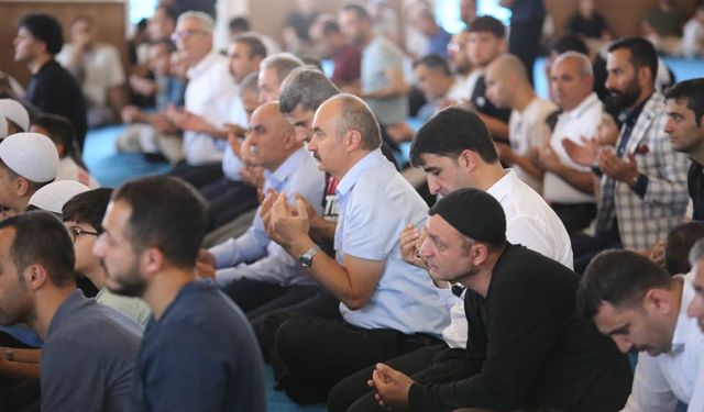 15 Temmuz'un 10. Yılında Batman'da Şehitler İçin Mevlid Programı Düzenlendi