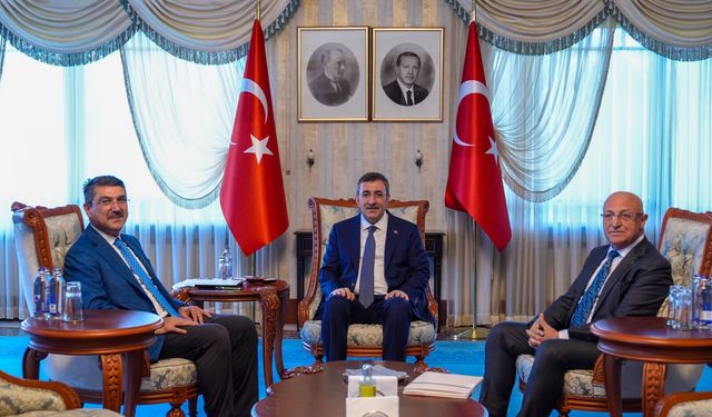 Batman'a Dev Yatırımlar Masada! Nasıroğlu'ndan Ankara'da Kritik Zirve