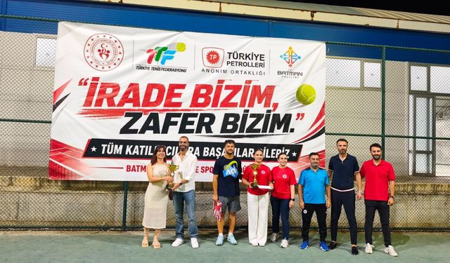 Batman'da 200 Sporcu 15 Temmuz Şehitleri İçin Korta Çıktı