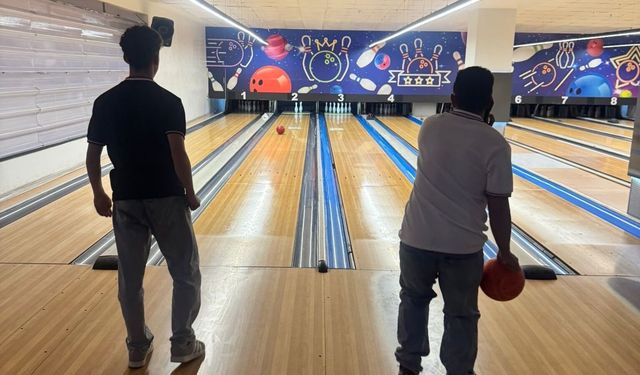 Batman'da Çocuklar Bowling Etkinliğinde Eğlendi