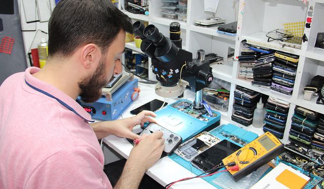 Batman'da Esnaf: "Çark Durdu, Vatandaş Sıfır Telefon Alamıyor"