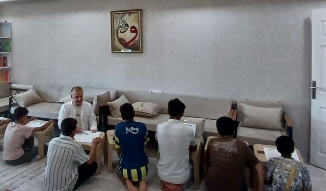 Batman’da Geleceğin Teminatı Çocuklar Kur’an Eğitiminde Buluştu
