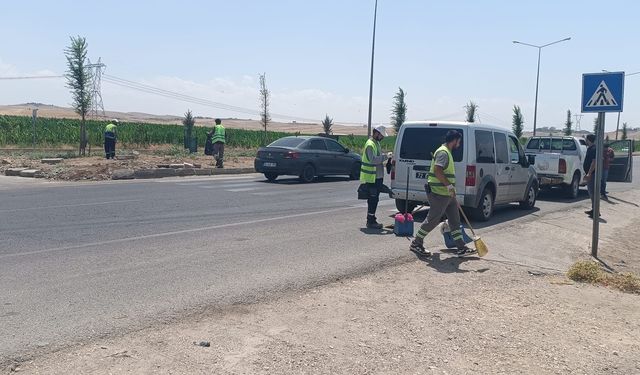 Belediye Ekipleri Yangın Riski Oluşturan Atıkları Temizledi